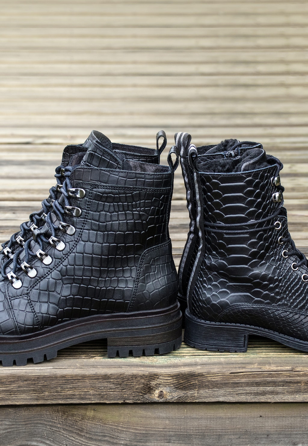 Jesenné dámske členkové čižmy z lícovej kože 64021-51 Widok 1