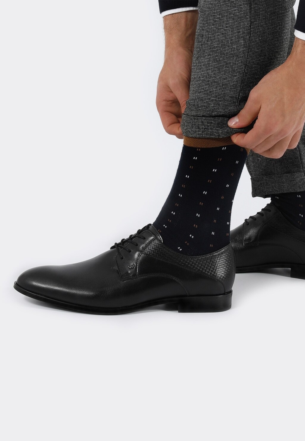 Czarne wizytowe półbuty męskie 10002-51 Widok 7