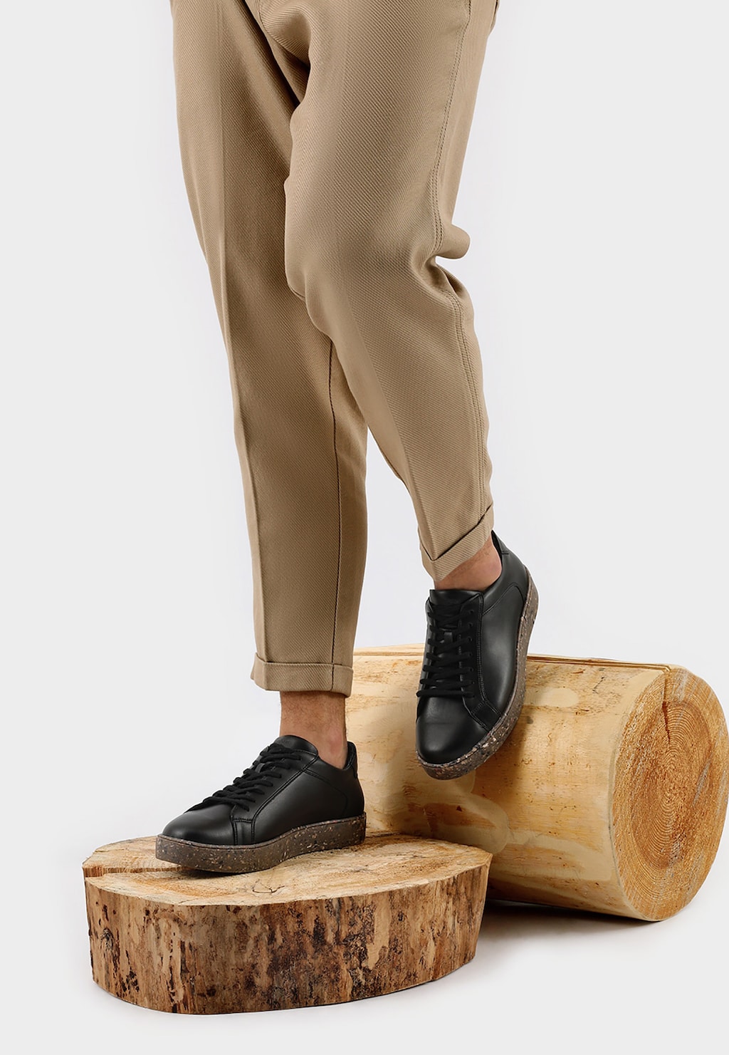 Czarne półbuty męskie z brązową podeszwą | WOJAS ECO 10071-11 Widok 8