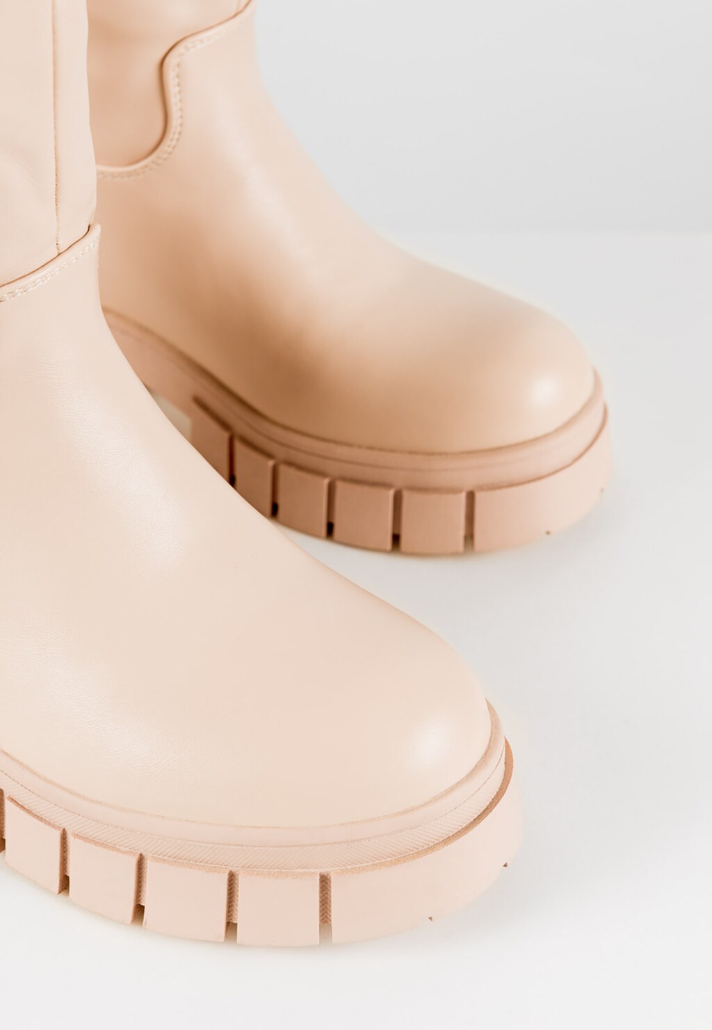 WJS beżowe kozaki damskie na grubej płaskiej podeszwie WJS45011-54 Widok 5