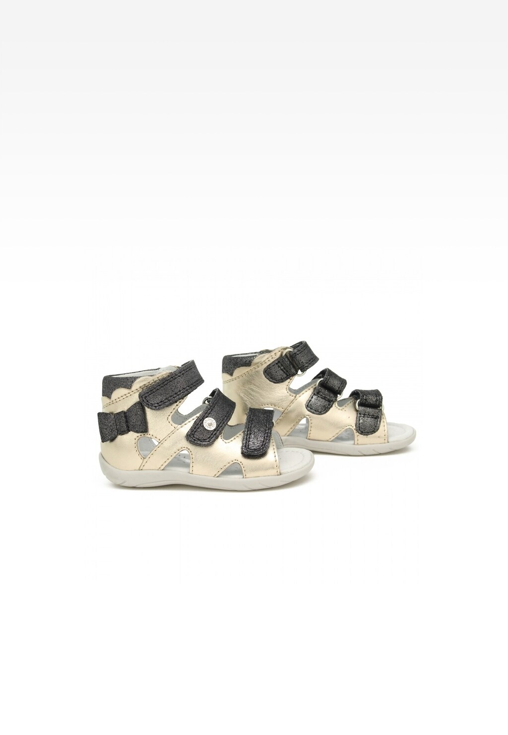 Dziewczęce sandały BARTEK 11707-026 w kolorze czarno-złotym, z trzema regulowanymi rzepami, ozdobione błyszczącymi elementami, zapewniające wsparcie dla stopy.