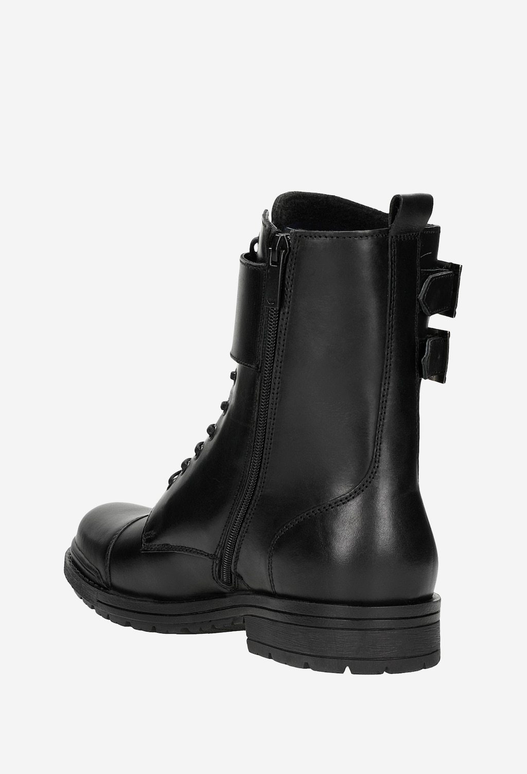 Czarne męskie bikery Wojas 24034-51 ze skóry licowej, z bocznym zamkiem i klamrami, widok z boku ukazujący charakterystyczny profil i detale obuwia.