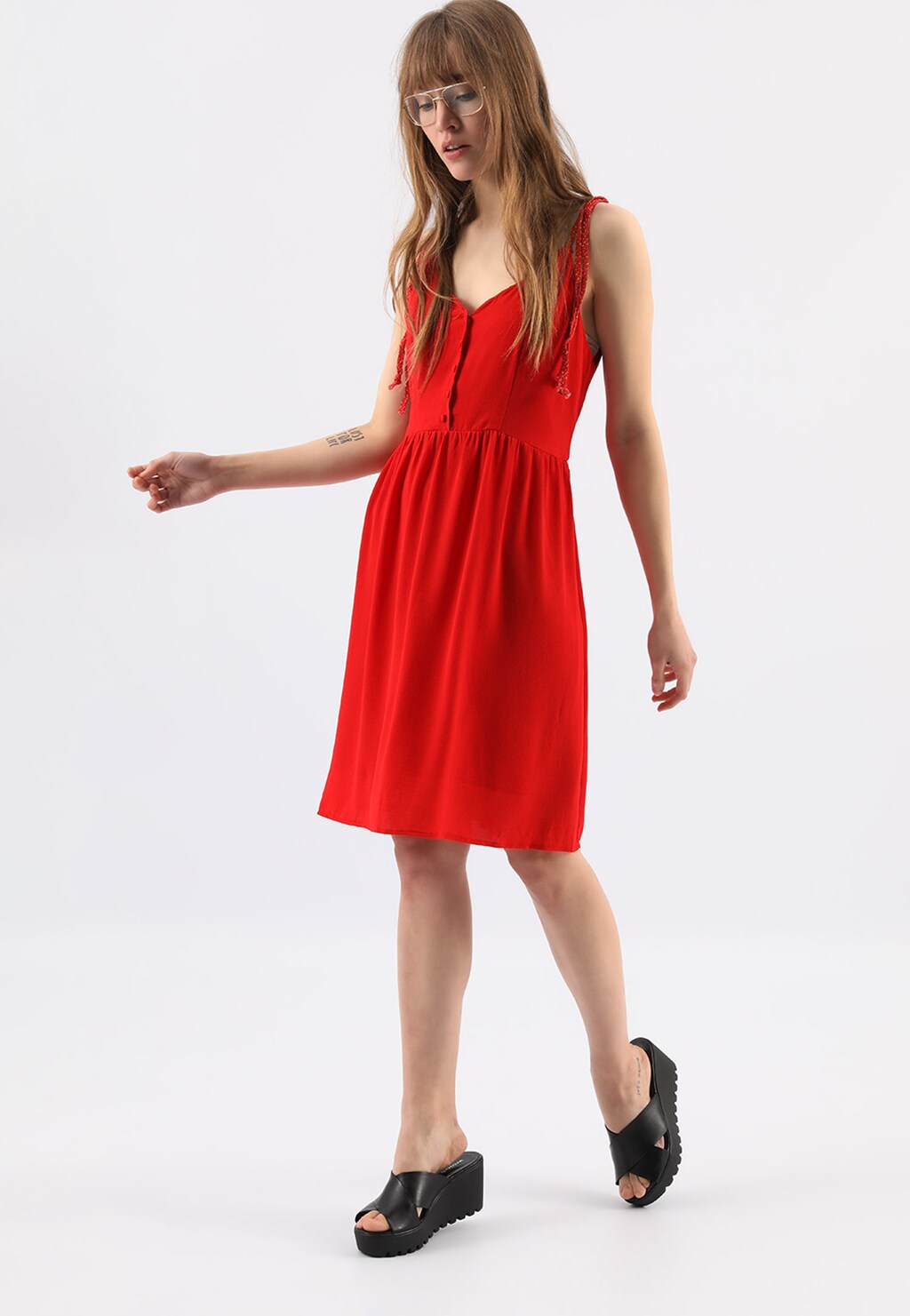 Czarne klapki damskie na koturnie 74034-51 Widok 8