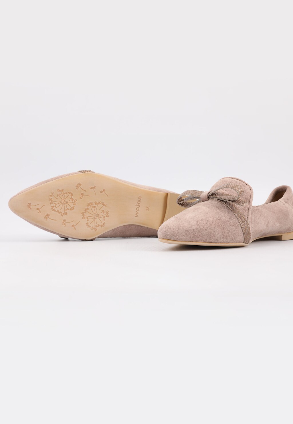 Beżowe loafersy damskie z noskiem do szpica 46023-64 Widok 7