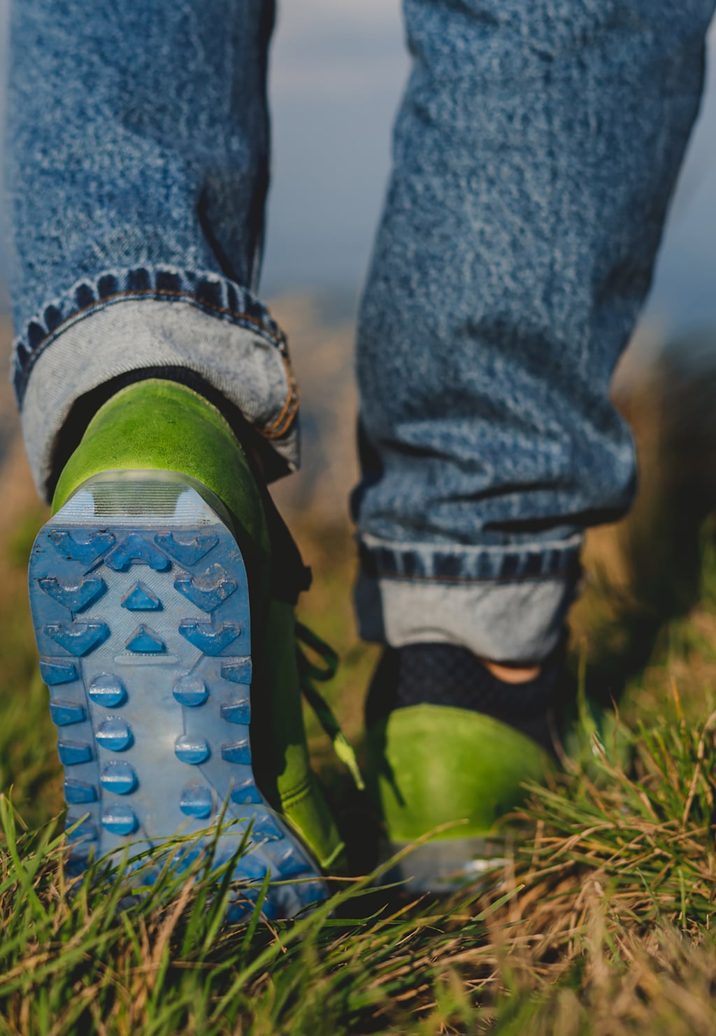 Zielone trekkingi męskie z granatowymi elementami 10078-77 Widok 9