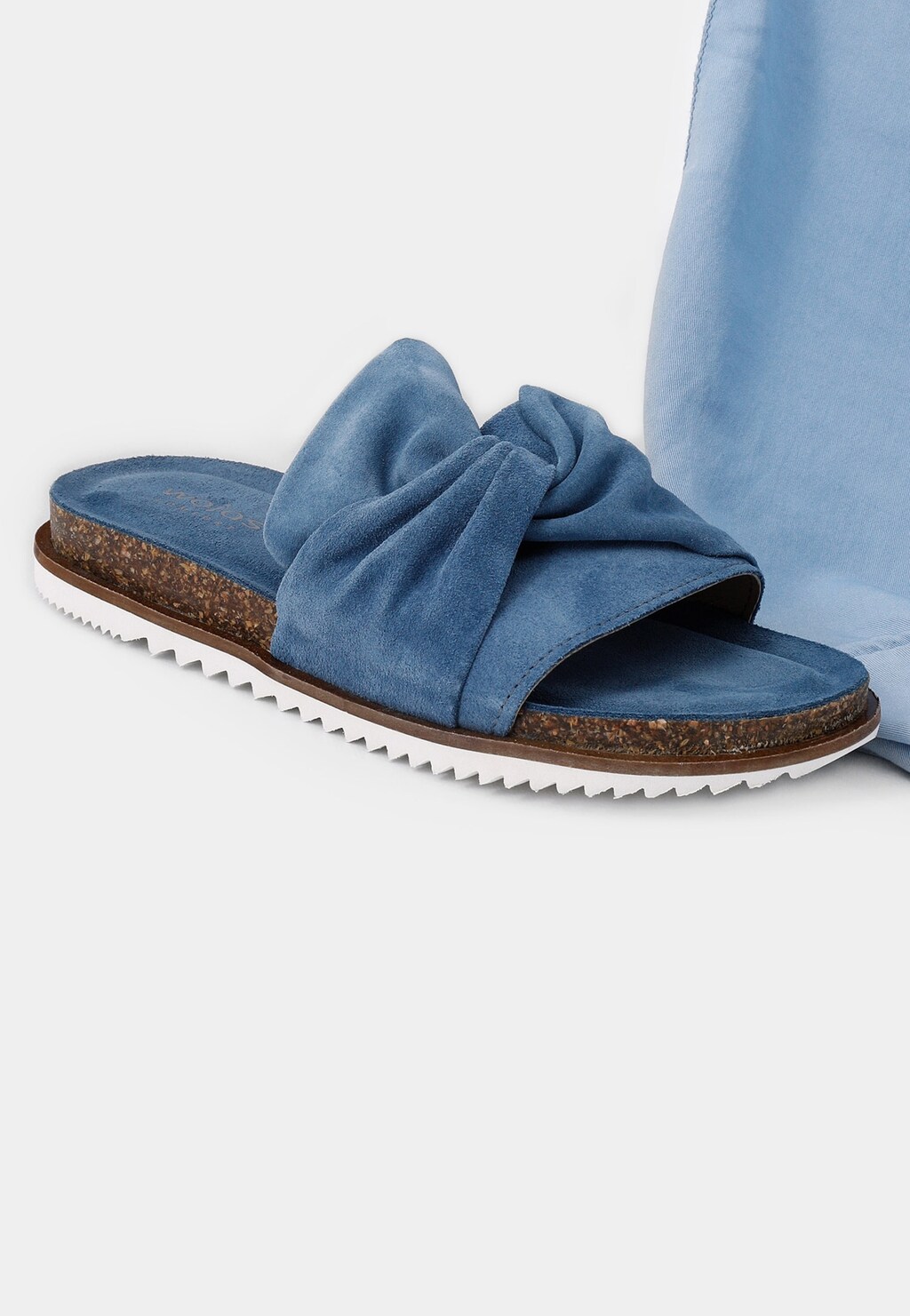 Niebieskie klapki damskie na podeszwie z korka 74047-66 Widok 7