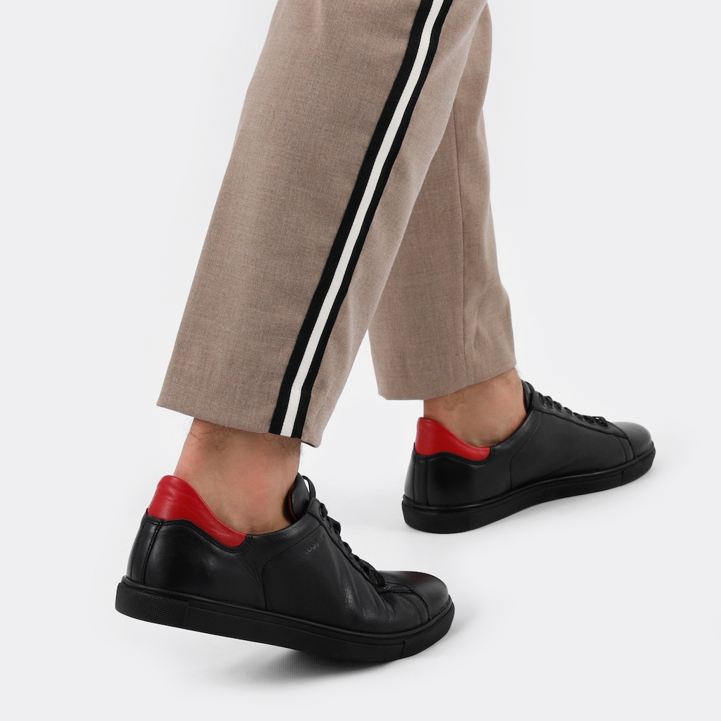 Czarne trampki męskie z czerwoną wstawką 9060-75 Widok 7