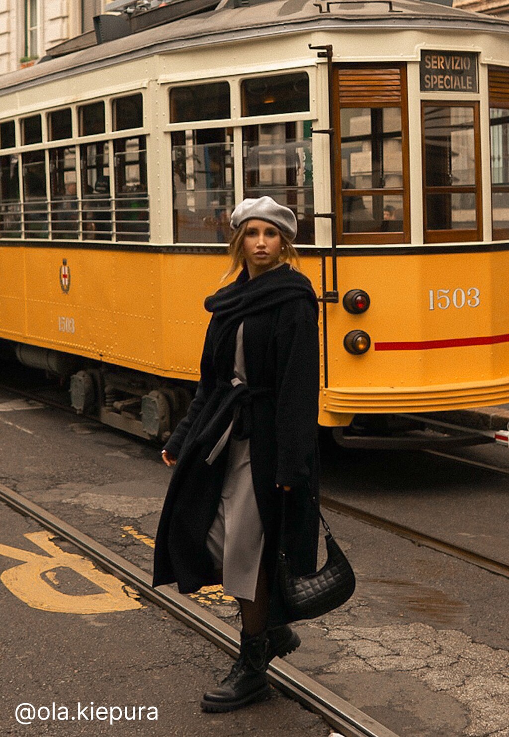 Czarna pikowana torebka damska typu baguette 80185-51 Widok 7