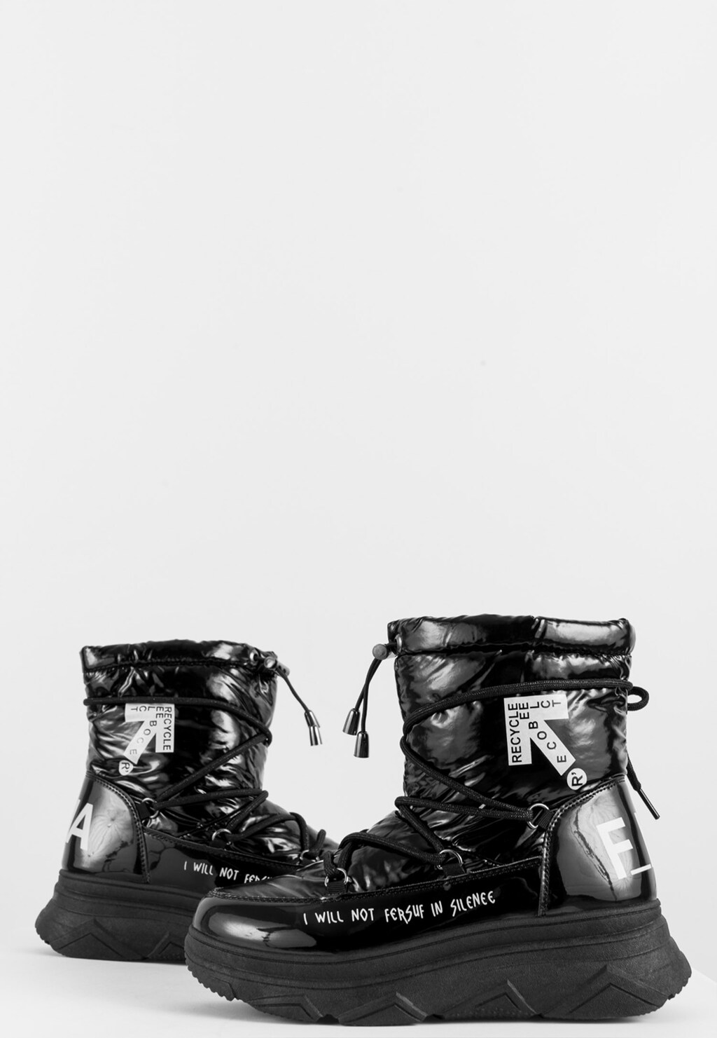 WJS czarne Śniegowce damskie z białymi napisami WJS44009-81 Widok 4