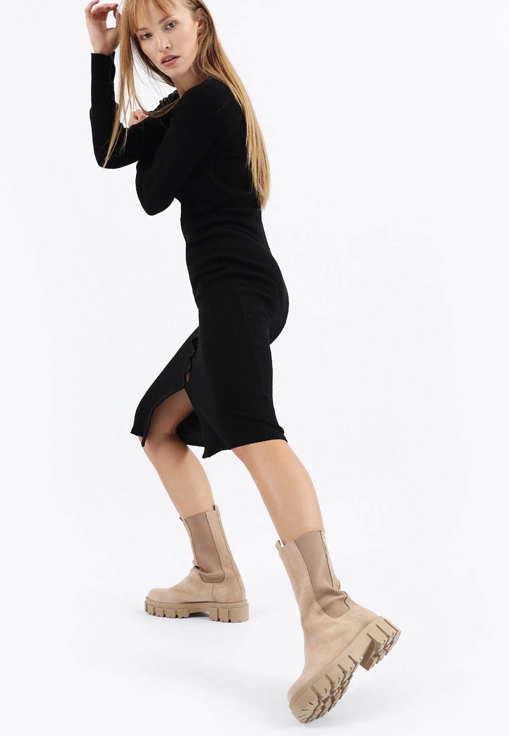 Vyššie dámske členkové čižmy v béžovom prevedení 55117-64 Widok 1