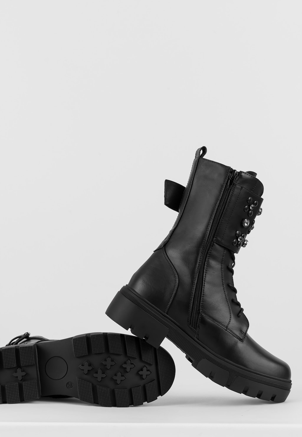 WJS czarne wysokie trzewiki damskie typu glany WJS55022-51 Widok 4