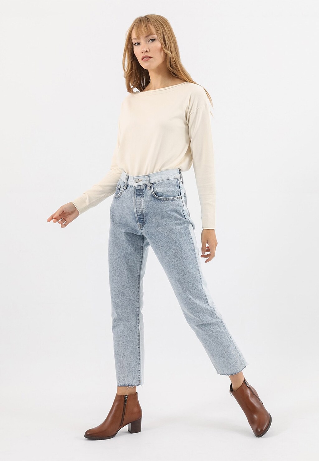 Hnedé členkové čižmy na opätku pre štýlovú dámu 55065-52 Widok 9