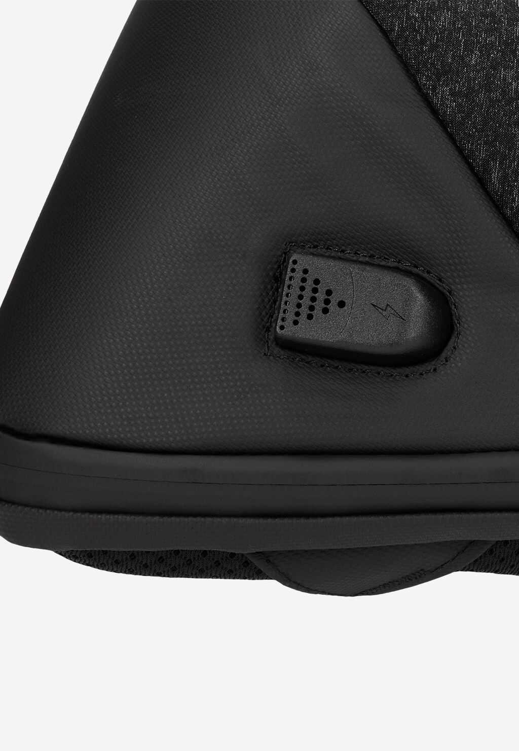 Czarny plecak miejski na laptopa 15,6 cali z gniazdem USB i wmontowanym kablem 80213-11 Widok 8