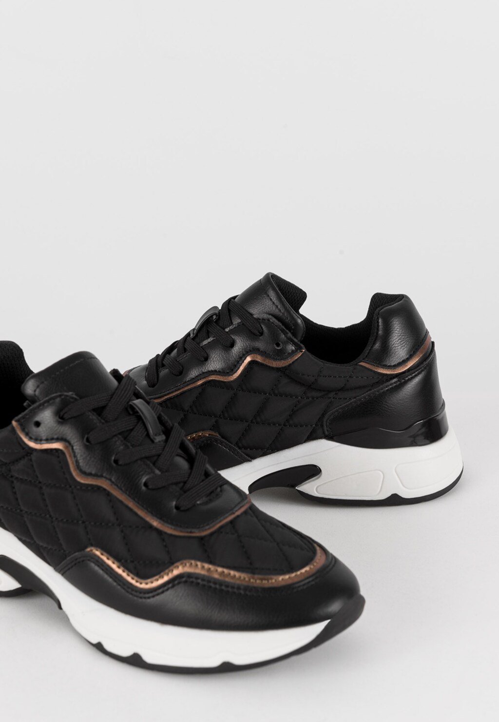 WJS czarne półbuty damskie typu sneakers WJS64056-81 Widok 3