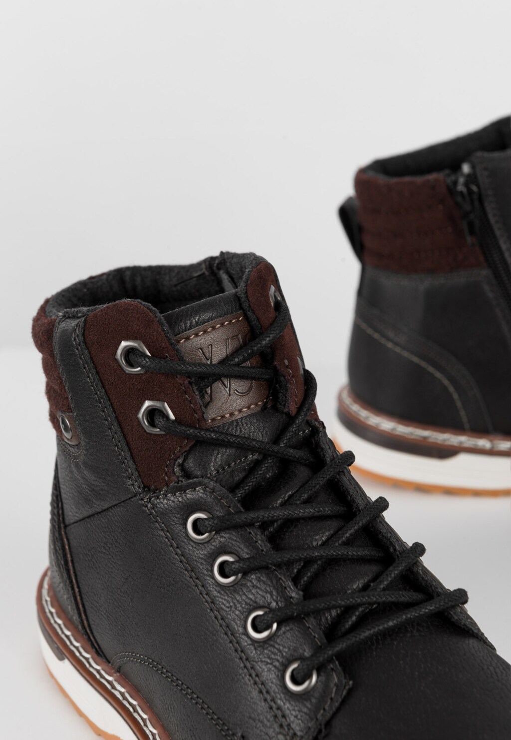 WJS granatowe workery męskie z brązowymi elementami WJS24000-86 Widok 4