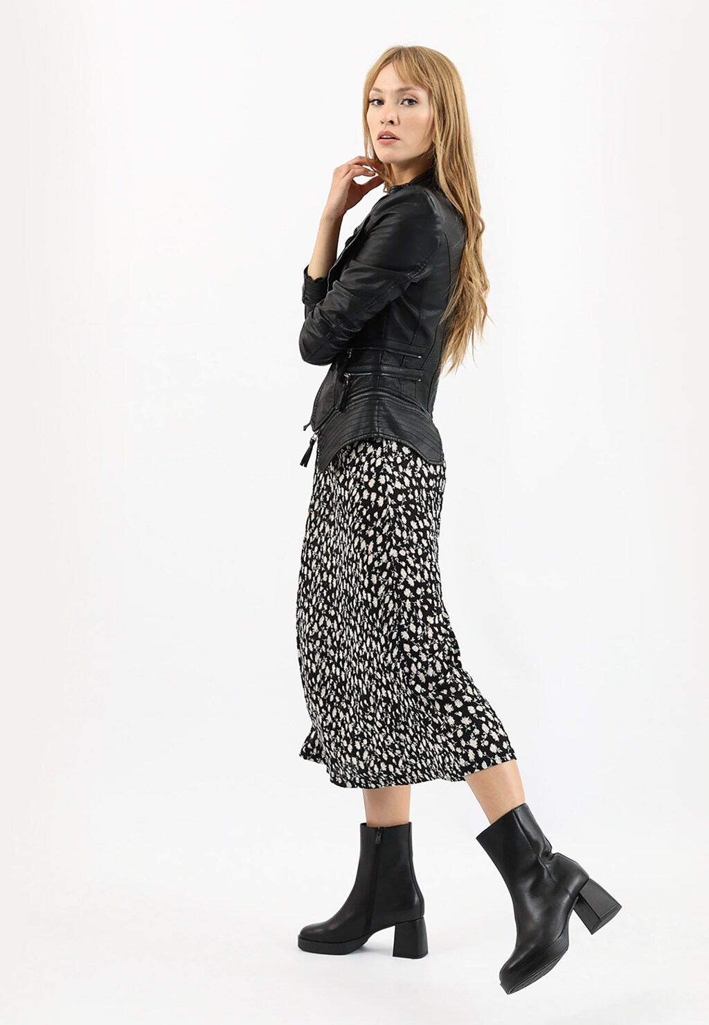 Damskie skórzane botki na słupku 55107-51 Widok 1