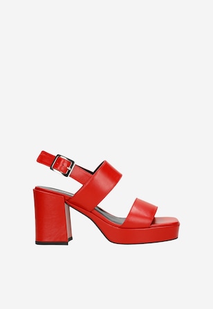 Czerwone sandały damskie ze skóry licowej na platformie