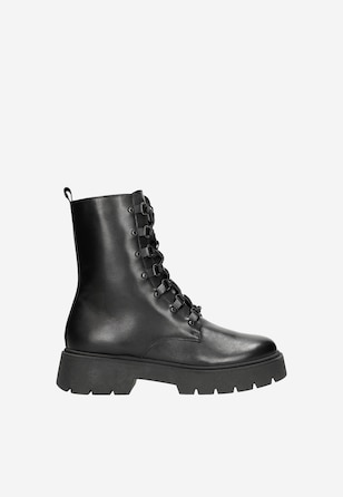 Masivní černé dámské kotníkové boty z hladké kůže