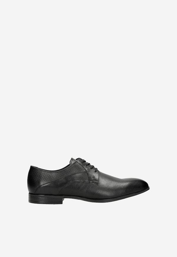 Men’s black leather dress shoes