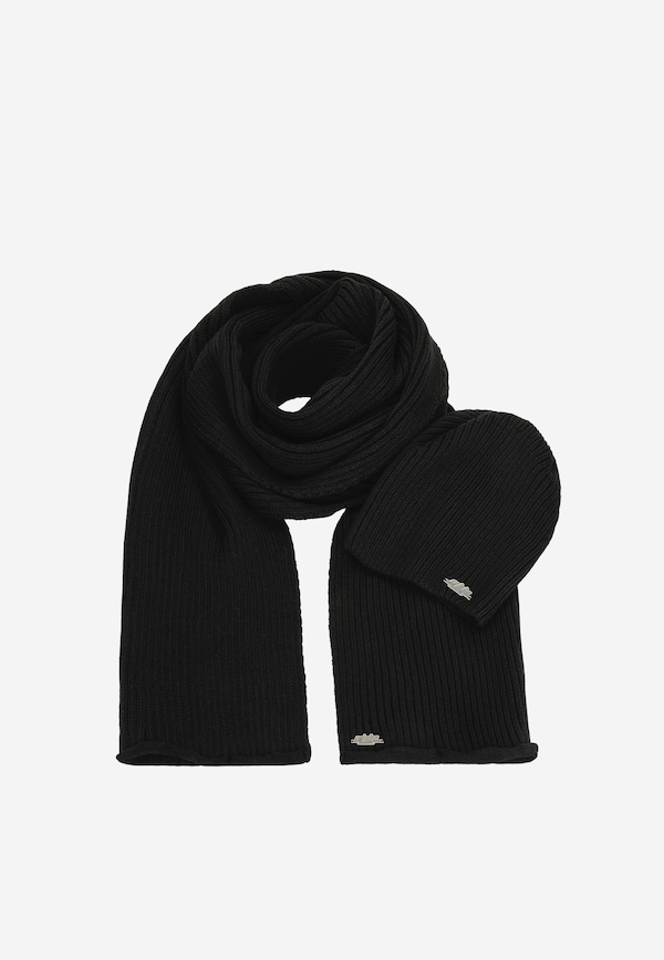Black RELAKS winter set hat + scarf