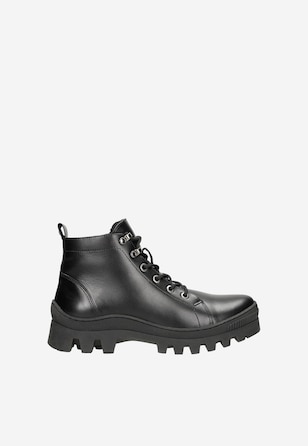 Czarne trzewiki damskie ze skóry licowej