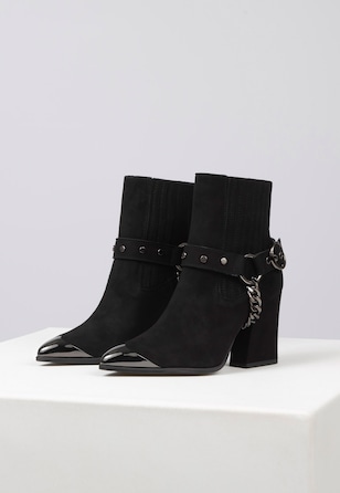 Czarne sztyblety damskie PREMIUM z metalowymi ozdobami na nosku