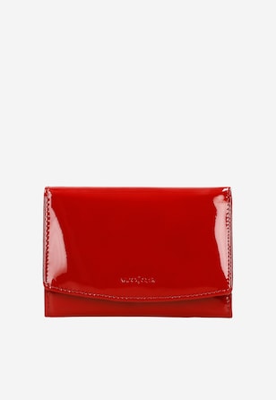 Lakierowany czerwony portfel damski