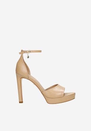 Vysoké béžové sandály na podpatku