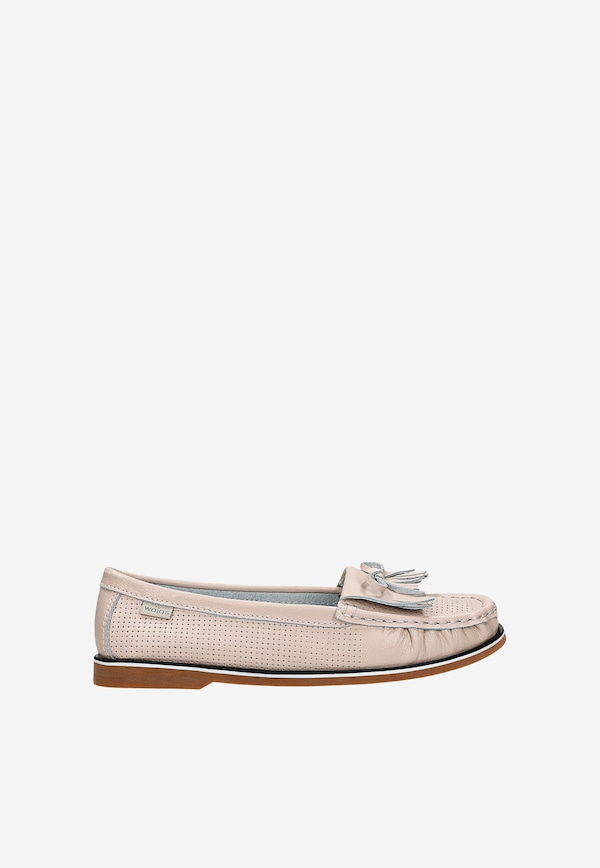 Beżowe mokasyny damskie z ażurowaną cholewką