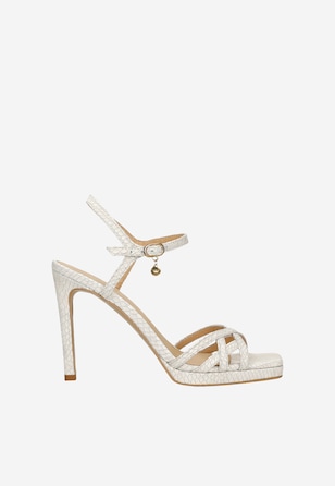 Beżowe sandały na wysokiej szpilce w tłoczony wzór