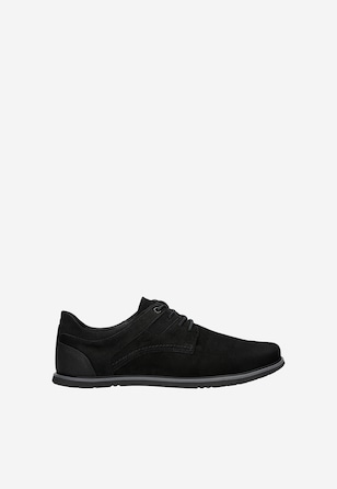 Men's black sneakers with flat sole