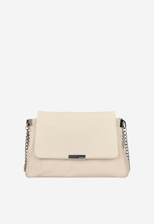 Malá béžová kožená kabelka pro každodenní nošení