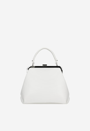 Biała skórzana torebka typu frame bag