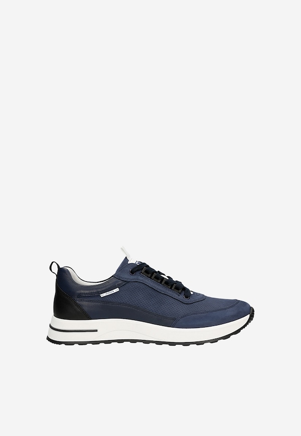 Granatowe sneakersy męskie na kontrastowej podeszwie