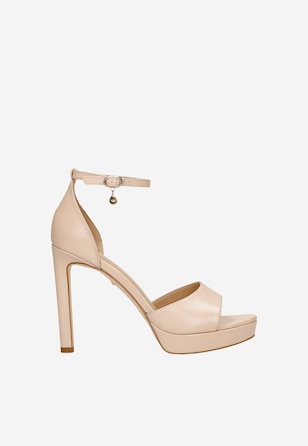 Wysokie sandały na szpilce w kolorze beżowym