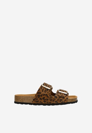 Klapki w panterkę na korkowej podeszwie
