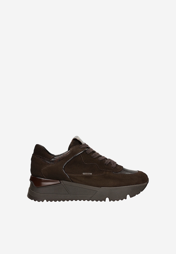 Ciemnobrązowe sneakersy damskie w czekoladowym odcieniu