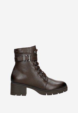 Hnědé dámské kotníkové boty na stabilním podpatku