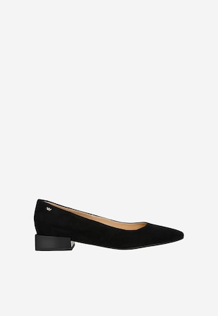 Czarne welurowe baleriny na obcasie