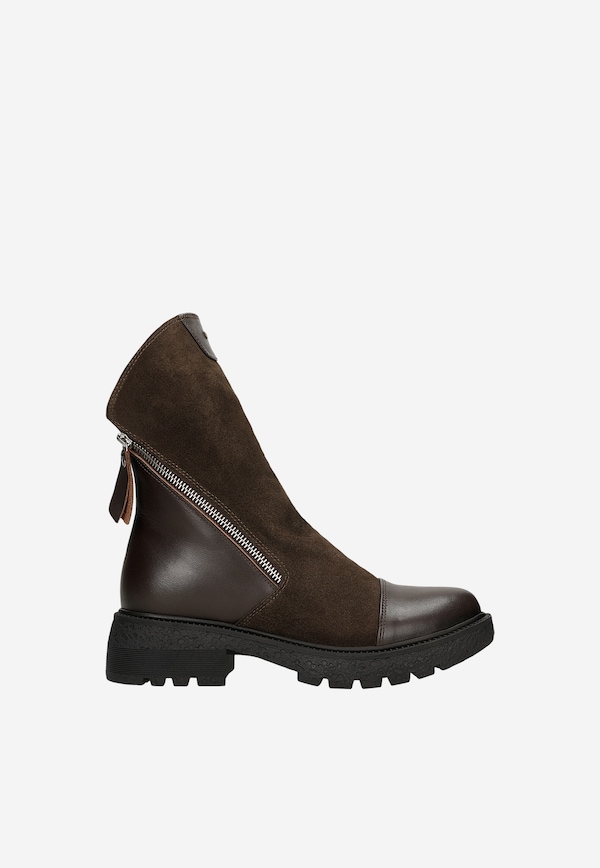 Brązowe botki z łączonych skór z zamkiem po boku