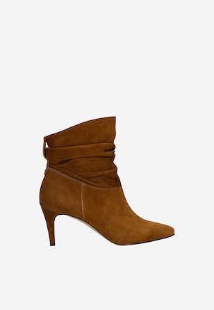 Hnědé nařasené dámské kotníčkové boty na jehlovém podpatku