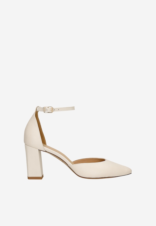 Bezowe czółenka na słupku z zapięciem wokół kostki