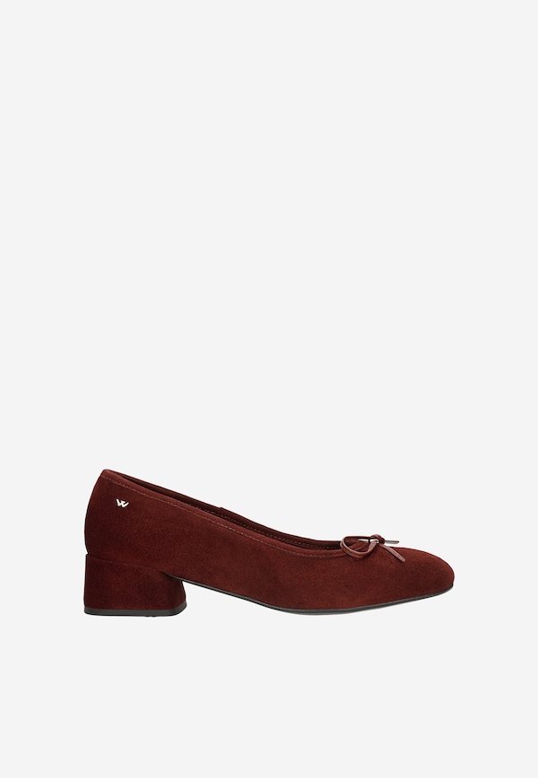 Bordowe niskie czółenka damskie z zamszowej skóry