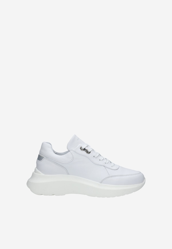 Białe skórzane półbuty damskie