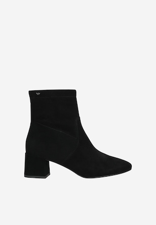 Stylové kotníkové boty dámské z černého veluru