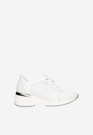 Dámske sneakersy z bielej kože na klinovej podrážke 46115-79