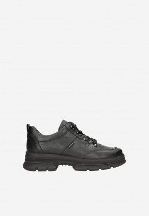 Moderní černé sneakersy na podpatku z kvalitní hladké kůže