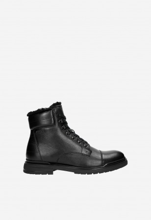 Zimní kožené pánské kotníkové boty v černé barvě