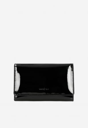 Czarny lakierowany portfel damski w średnim rozmiarze