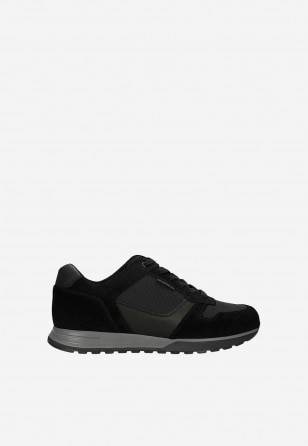Czarne męskie sneakersy z łączonych materiałów 10243-81